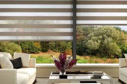 Window blinds dubai for elegant room decor