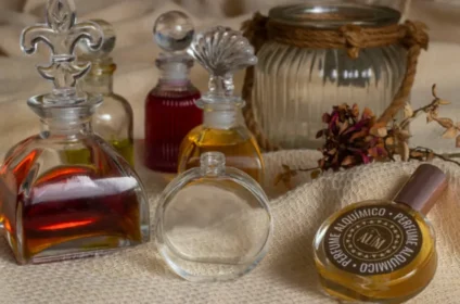 Moulvi Perfumes