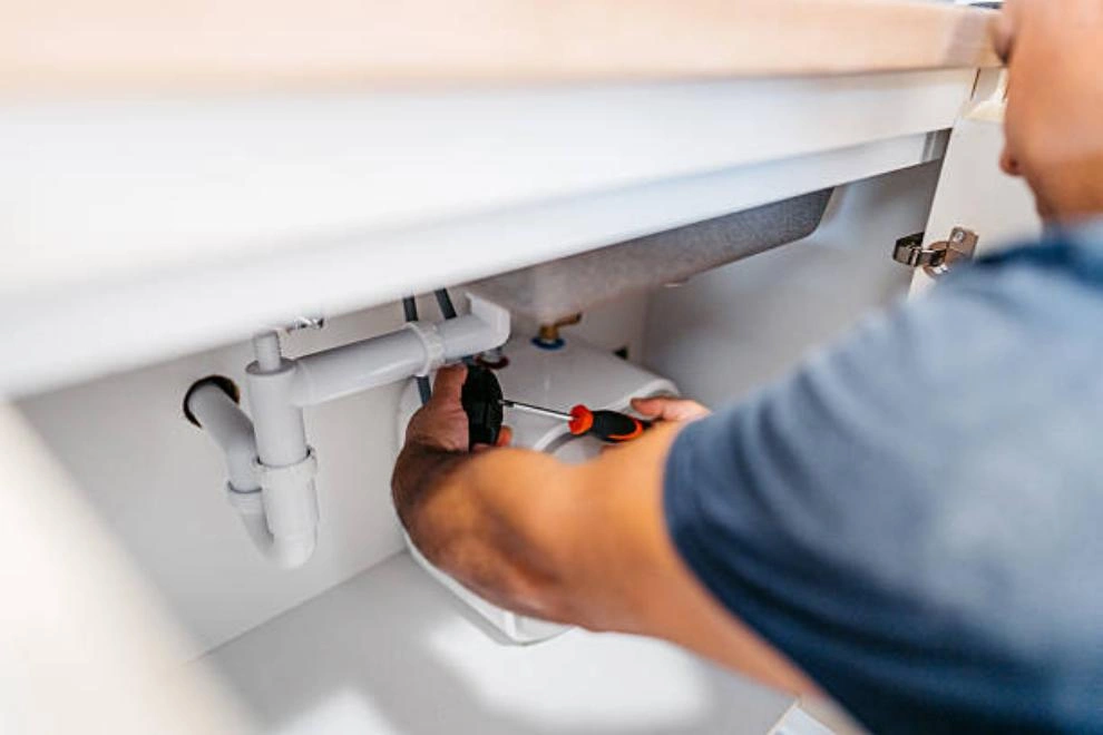 Indus Services | Home Cleaning, Movers, Packers & Handyman in Abu Dhabi & Dubai