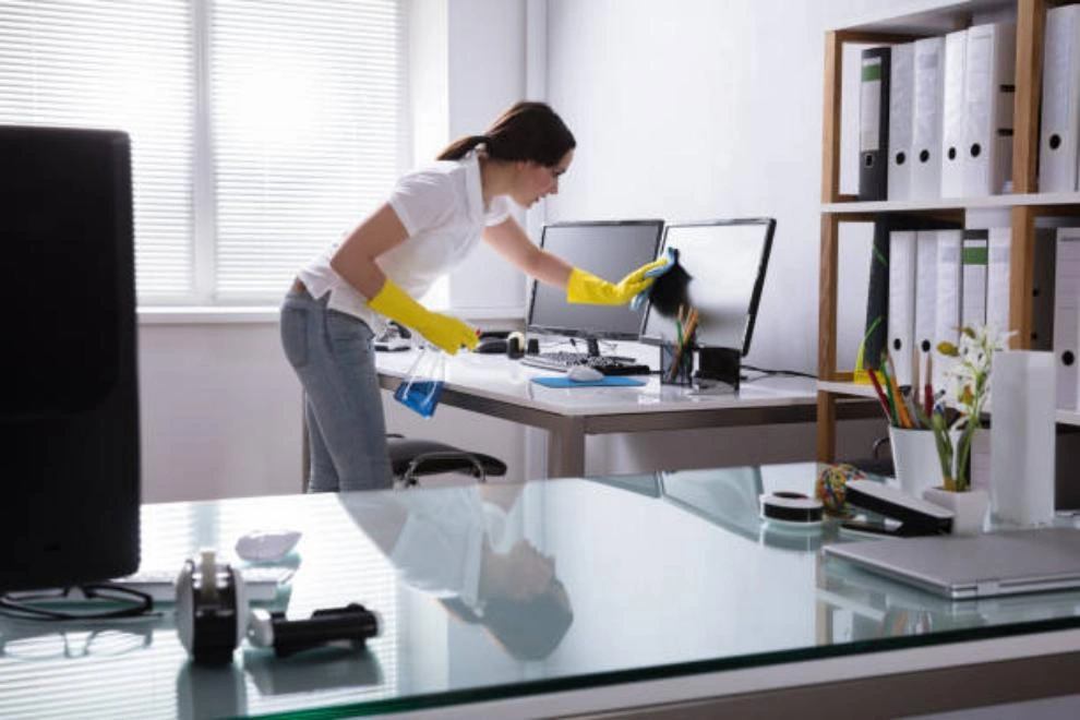 SmileHandyy | Home Cleaning, Movers & Maintenance Services Abu Dhabi & Dubai